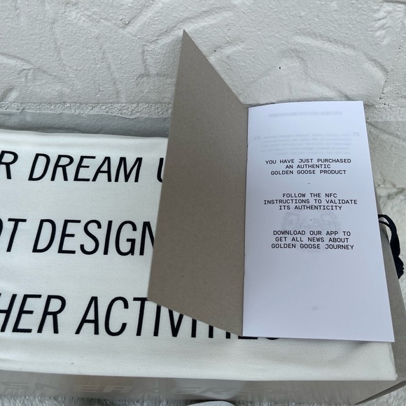 New Golden Goode Super-Star Beige Shearling Silver Glitter Star Sneakers Size 37 - Picture 4 of 12